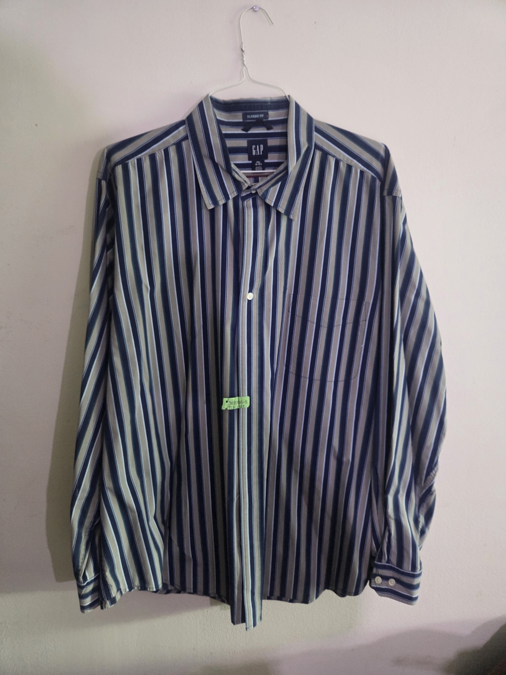 Men's GAP Classic Fit 2XL Dress Shirt 18-18 1/2 Striped Long Sleeve
